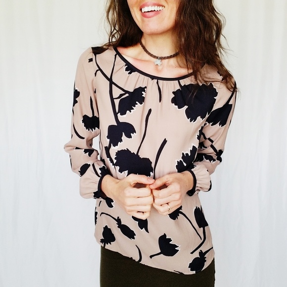 LOFT Tops - LOFT floral brown and black top -B8